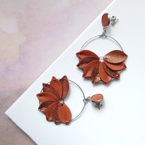 PLUMERIA EARRINGS