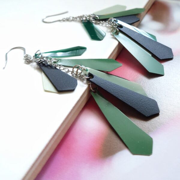 LONG TAIL plastic