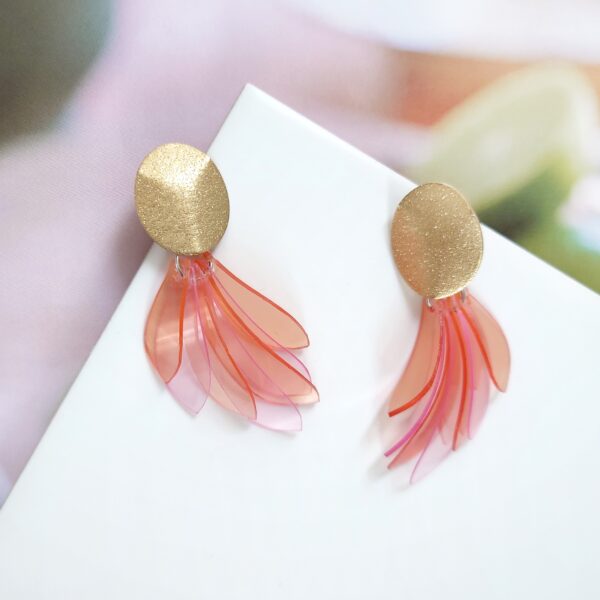 BIRDS OF PARADISE