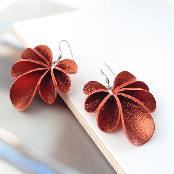 WIRE EARRINGS