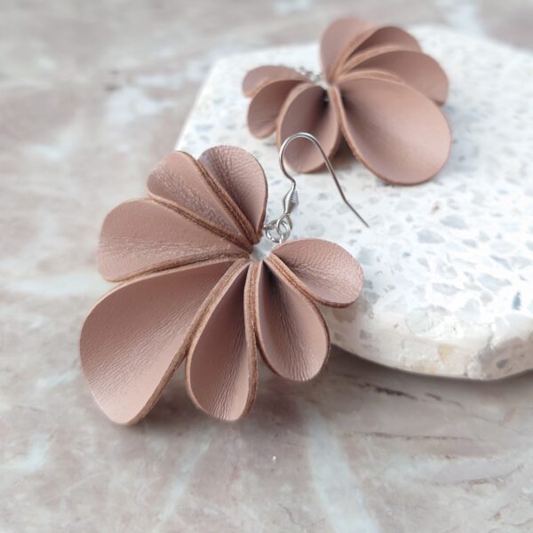 WIRE EARRINGS