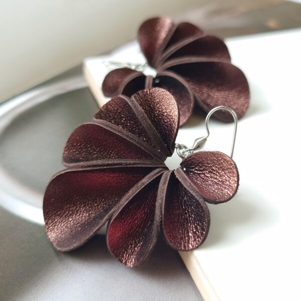 WIRE EARRINGS