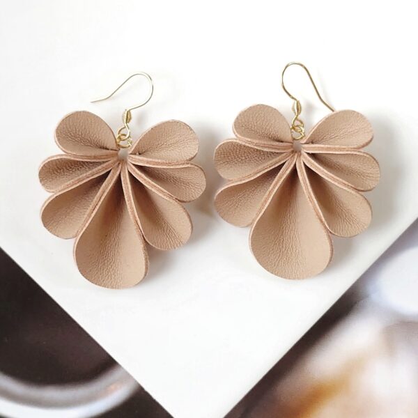 WIRE EARRINGS