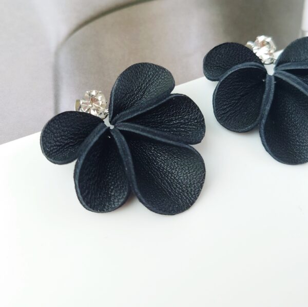 WIRE EARRINGS MINI